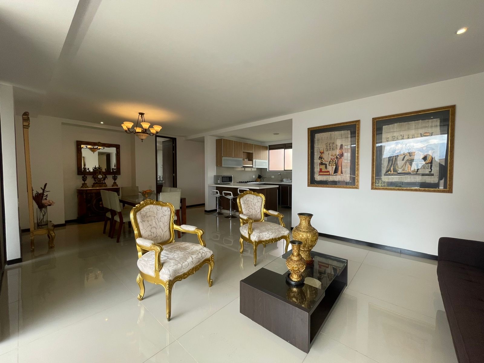 Apartamento amoblado en arriendo poblado